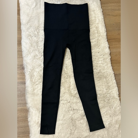 Belly Bandit Mother Tucker Postpartum/Maternity Shapewear Leggings - Picture 3 of 6